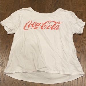 white “Coca-cola” tshirt